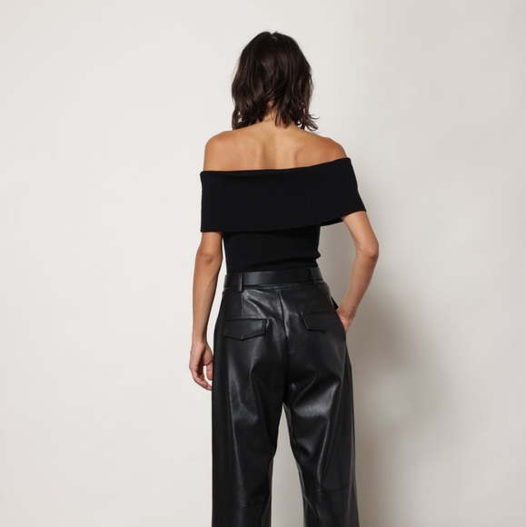 New!! Line & Dot Women's Becca Strapless Sweater, Black, Size Small - Picture 4 of 7